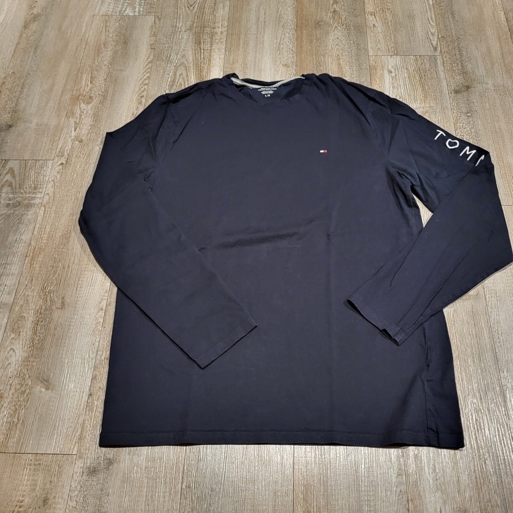 Tommy Hilfiger Regular Fit Men's Navy Long Sleeve Tee Shirt Size Large